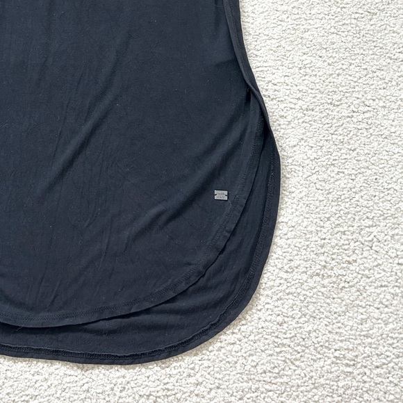 PLENTY Black T-Shirt - Picture 4 of 5